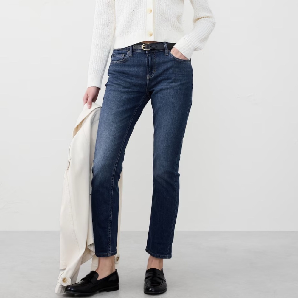 Banana Republic Girlfriend Jeans